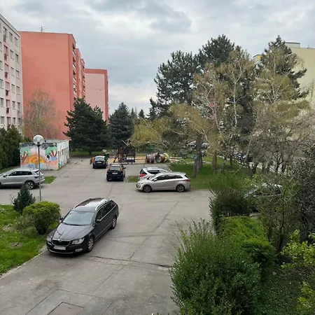 Barbyb - With Free Parking Apartmán *